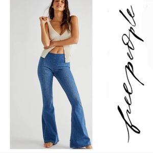 Free People We The Free Penny Pull On Flare Denim Jean 28 Medium Wash